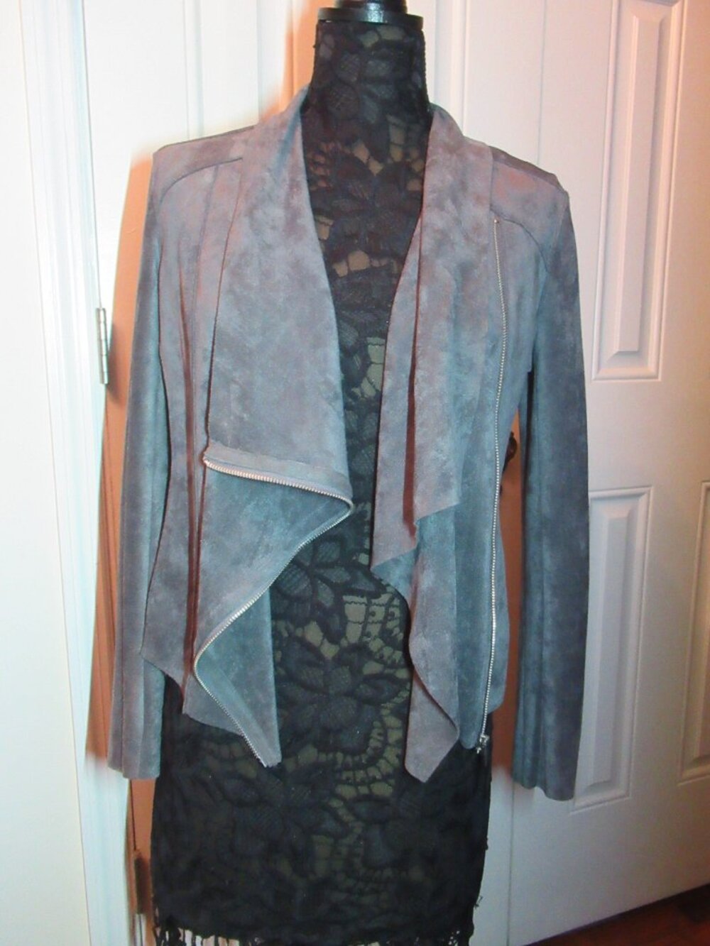 Blank NYC Asymmetrical Zipper Draped Cowl Waterfall Jacket EUC Grey Faux Suede